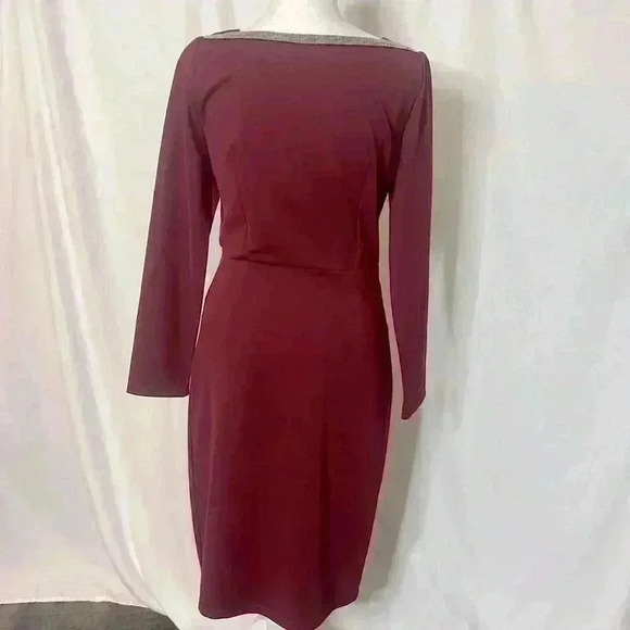 Cranberry Body Con Style Business Casual Dress with Pockets Size Large - Picture 5 of 6